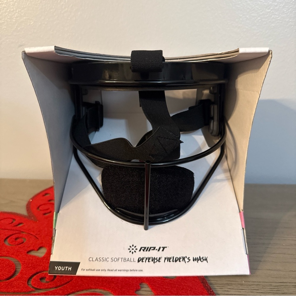 RIP-IT Black Youth Softball/Fastpitch Defense Fielder's Mask
